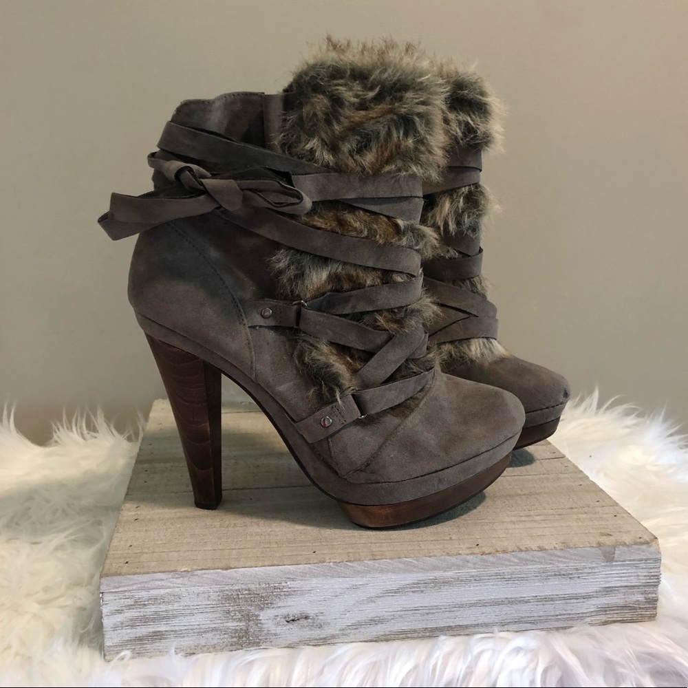 EUC Aldo Fur Boot heels - Picture 3 of 6